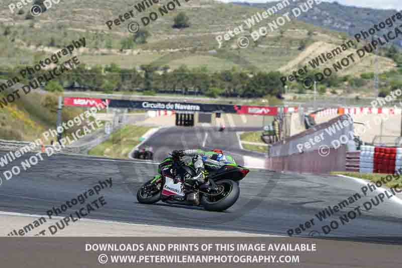 cadwell no limits trackday;cadwell park;cadwell park photographs;cadwell trackday photographs;enduro digital images;event digital images;eventdigitalimages;navarra;no limits trackdays;peter wileman photography;racing digital images;trackday digital images;trackday photos